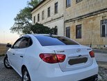 Hyundai Elantra-7