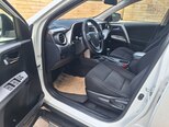 Toyota RAV4-12