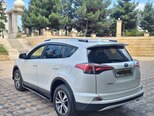 Toyota RAV4-6