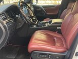Lexus LX 450d-5