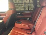 Lexus LX 450d-9