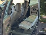 Opel Zafira-9