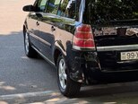 Opel Zafira-6