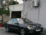 Mercedes E 220-2