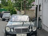 Mercedes E 220-3