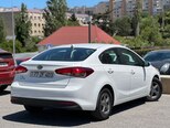 Kia Forte-13
