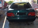 Mercedes E 230-2