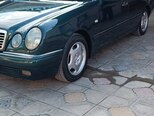 Mercedes E 230-4