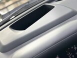 Land Rover Defender-17