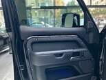 Land Rover Defender-14