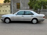 Mercedes E 280-4