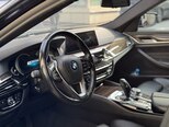 BMW 530e-7