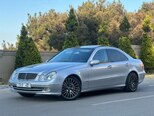 Mercedes E 320-1