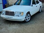 Mercedes 200 E-2