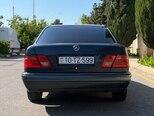 Mercedes E 230-4