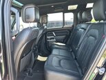 Land Rover Defender-8
