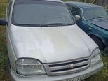 Chevrolet Niva-11