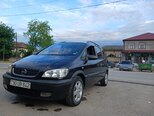 Opel Zafira-10