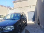 Ford Explorer-13
