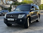 Mitsubishi Pajero-2