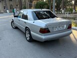 Mercedes 300 D-10