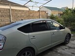 Toyota Prius-3