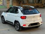 Hyundai Venue-9