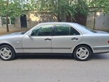 Mercedes E 240-8