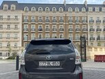 Toyota Prius V-10
