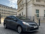 Toyota Prius V-3