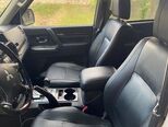 Mitsubishi Pajero-7