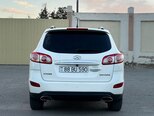 Hyundai Santa Fe-12