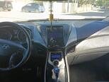 Hyundai Elantra-6