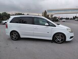 Opel Zafira-12