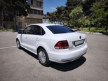 Volkswagen Polo-8