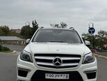 Mercedes GL 550 4MATIC-1