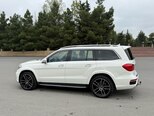 Mercedes GL 550 4MATIC-7