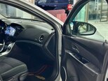 Chevrolet Cruze-14