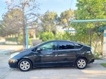 Toyota Prius-5