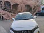 Hyundai Accent-8