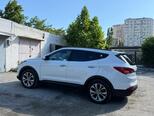 Hyundai Santa Fe-6