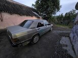 Mercedes 190-6