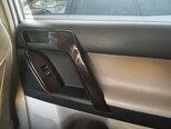 Toyota Land Cruiser Prado-15
