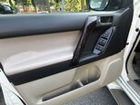 Toyota Land Cruiser Prado-14
