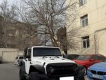 Jeep Wrangler-13