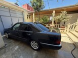 Mercedes E 240-3