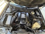 Mercedes E 240-8