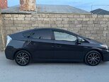 Toyota Prius-5