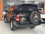 Mitsubishi Pajero-4