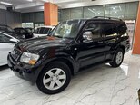 Mitsubishi Pajero-10